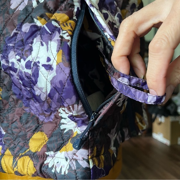 Land's End Womens Dark Floral Primaloft Quilted Zip Jacket Size Large (14-16) - Picture 7 of 13